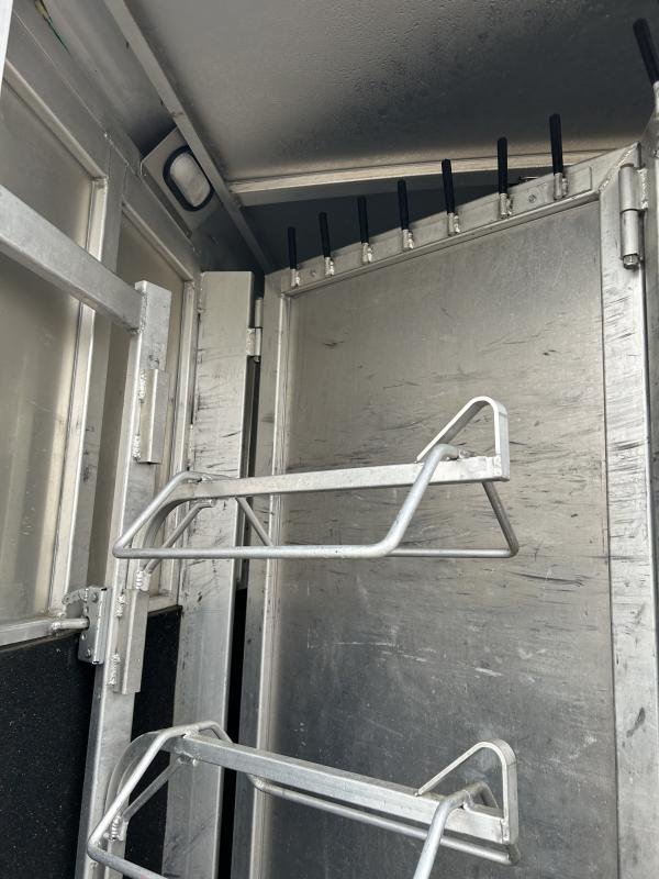 2002 Silverado 3h GN All Aluminum Weekender image 7