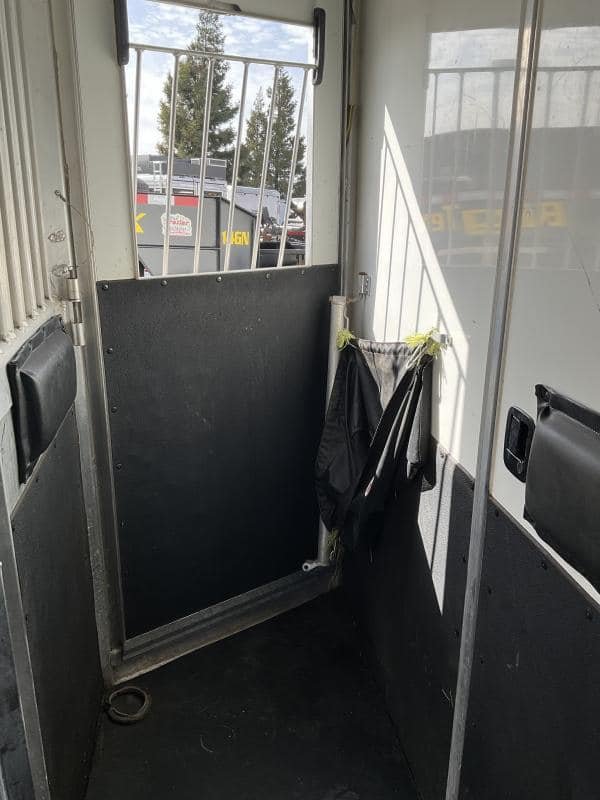 2008 4-Star Trailer 4 horse 12ft Outlaw LQ image 29