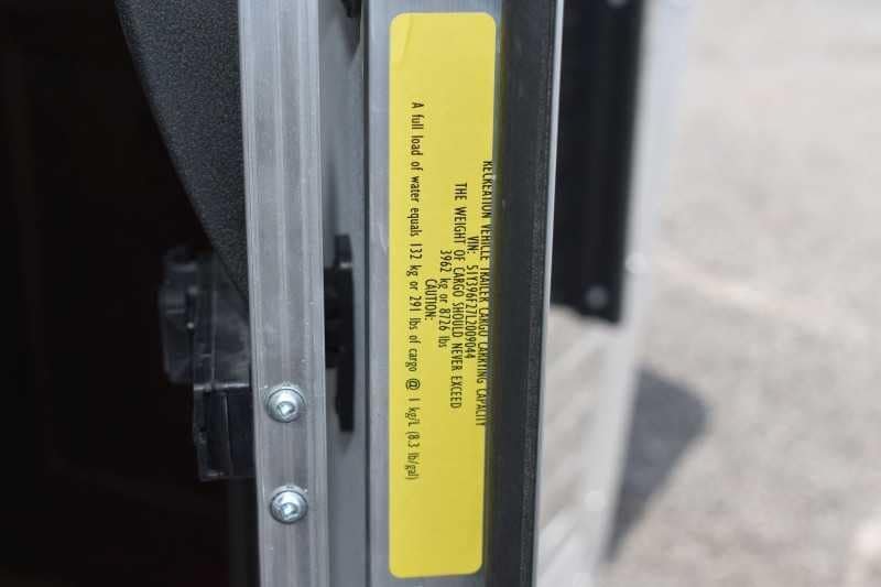 2020 Bison Laredo 3 Horse Trailer with 11′ Short Wall image 34