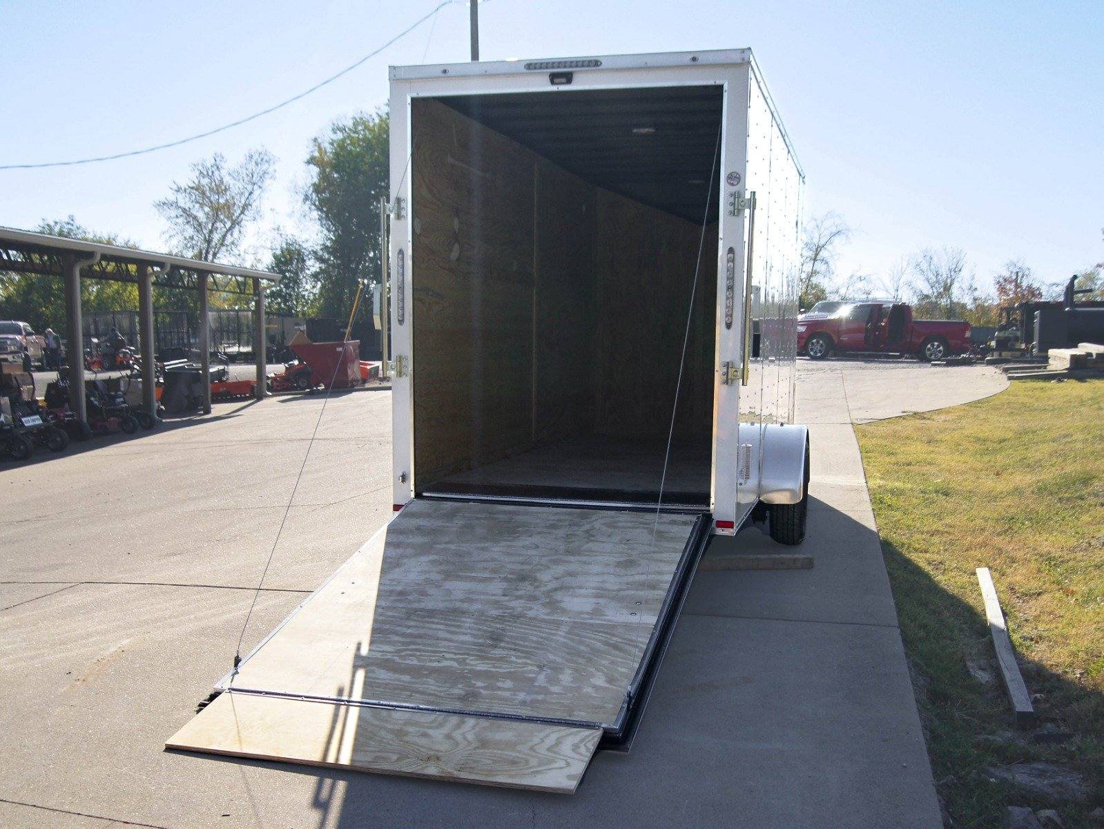 6x14 White Slant Top V-Nose Enclosed Trailer 3,500lb Axle image 6